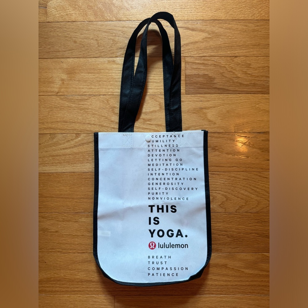 *3 for $9* Lulu Small Tote Bag - Picture 2 of 7